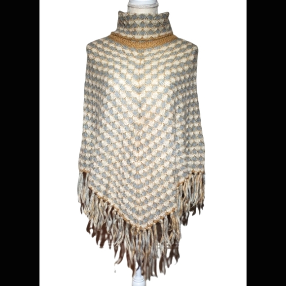 Big Buddha Sweaters - Big Buddha Poncho Sweater Fringe One Size